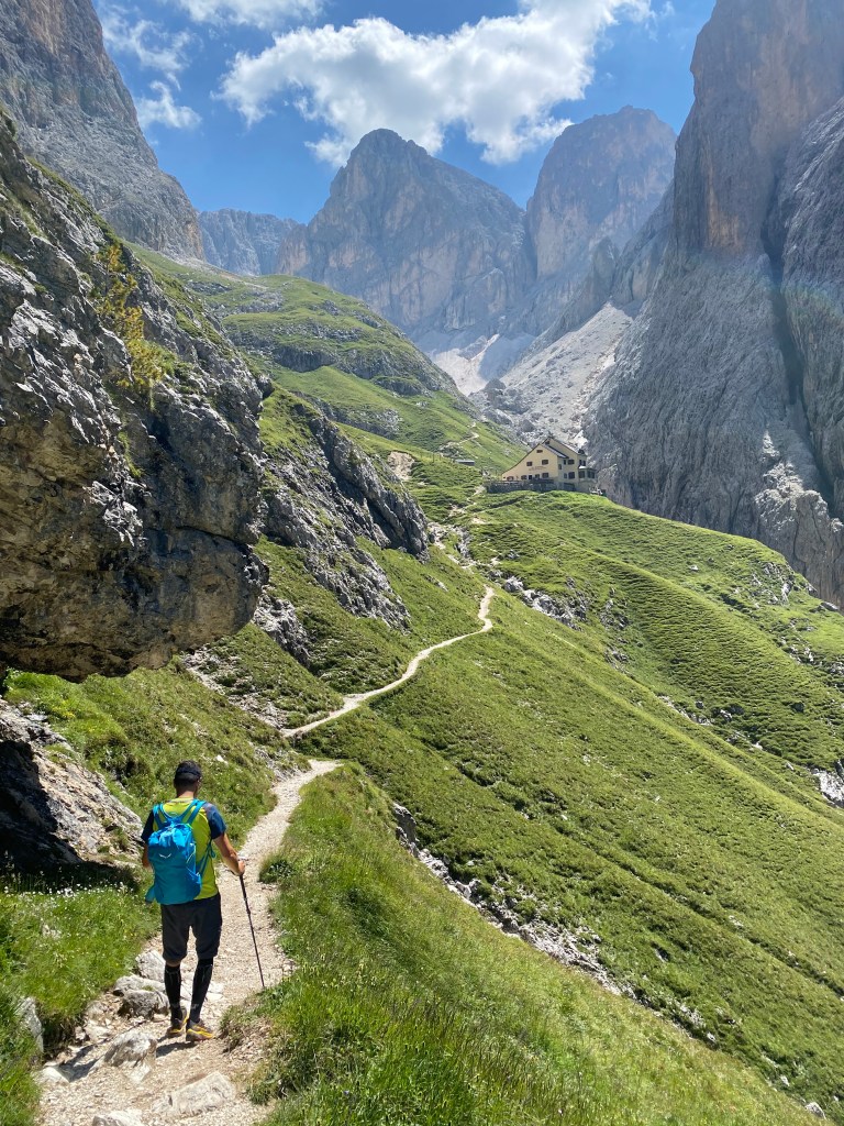Rifugio Bergamo sentiero 